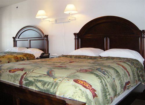 Shore Stay Suites Кейп-Чарлз Экстерьер фото