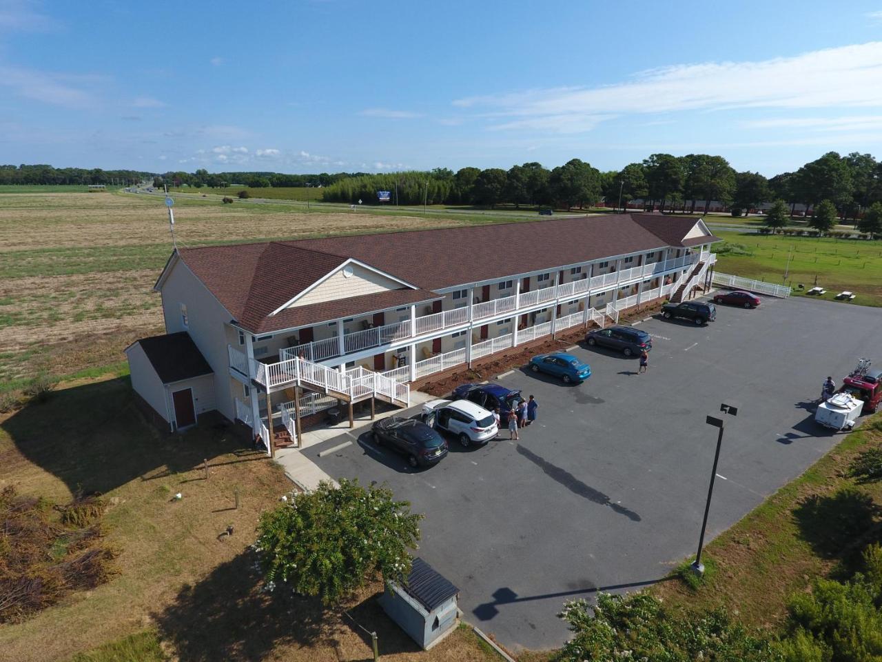 Shore Stay Suites Кейп-Чарлз Экстерьер фото